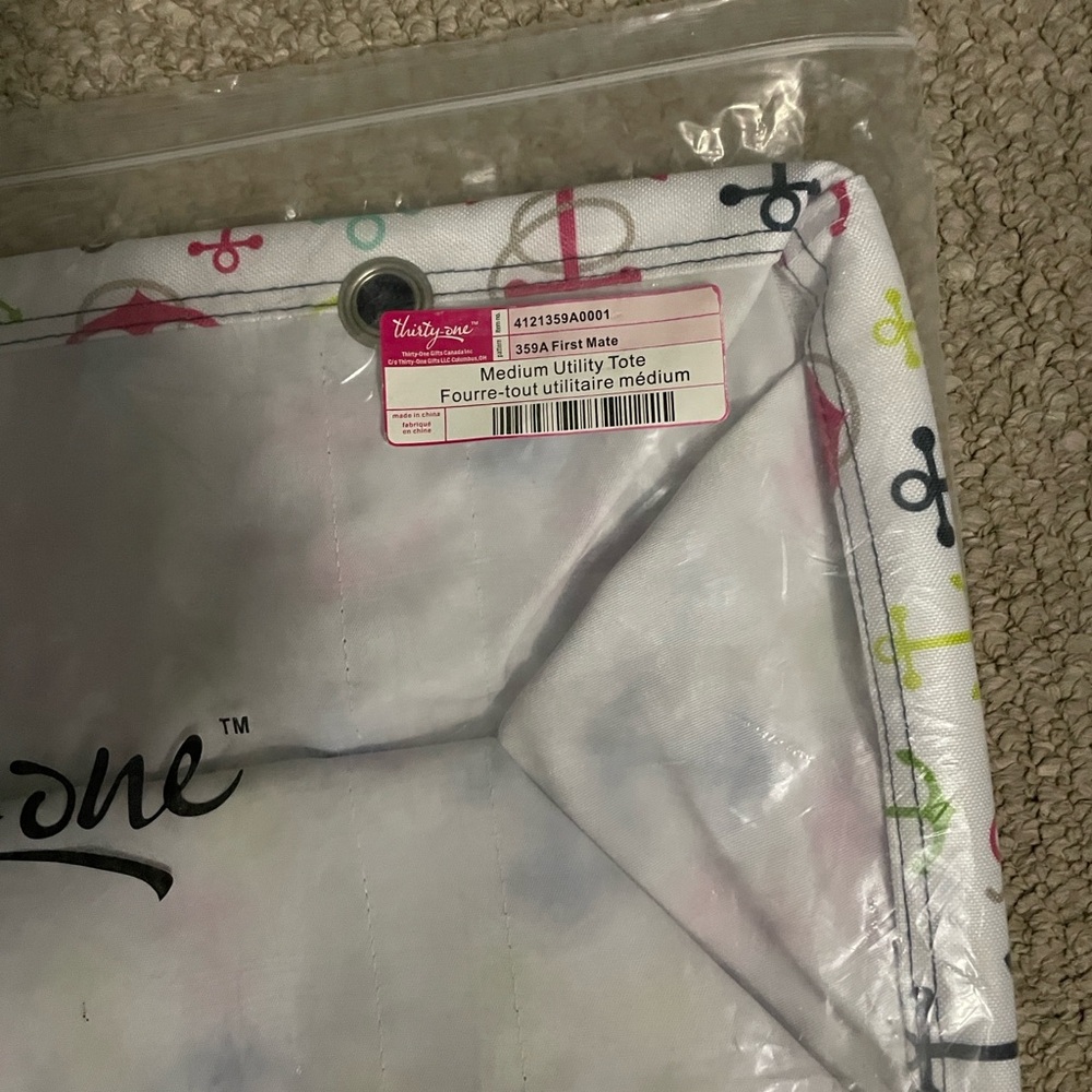 Thirty-One Nautical Print Utility Tote - Picture 5 of 5
